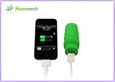comprar Mini banco verde do poder do batom 2600 lagartas macias dos desenhos animados do PVC do mAh dadas forma Fabricação em linha